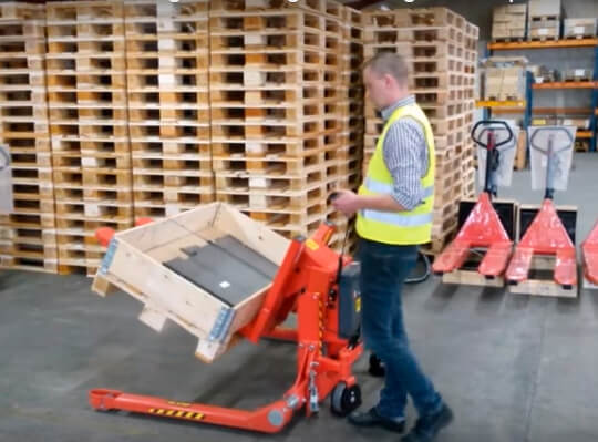 宽腿版倾斜搬运车倾斜至90°